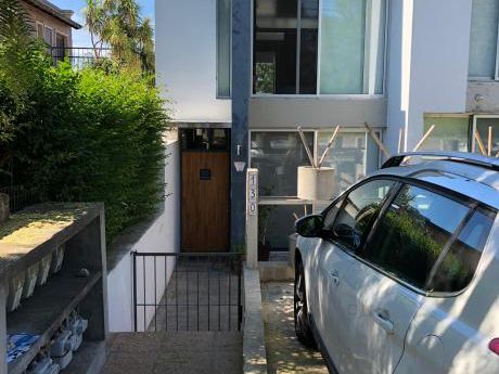 Hermosa Casa 2 Plantas A 2 Cuadras De Rambla