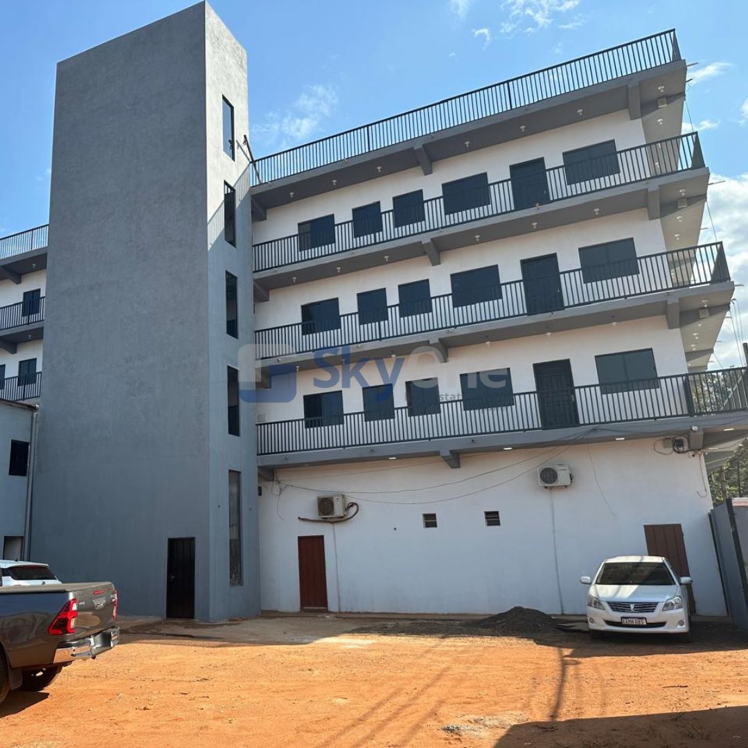 Oportunidad de Inversión: Edificio Nuevo en Ubicación Estratégica en cde — foto 3