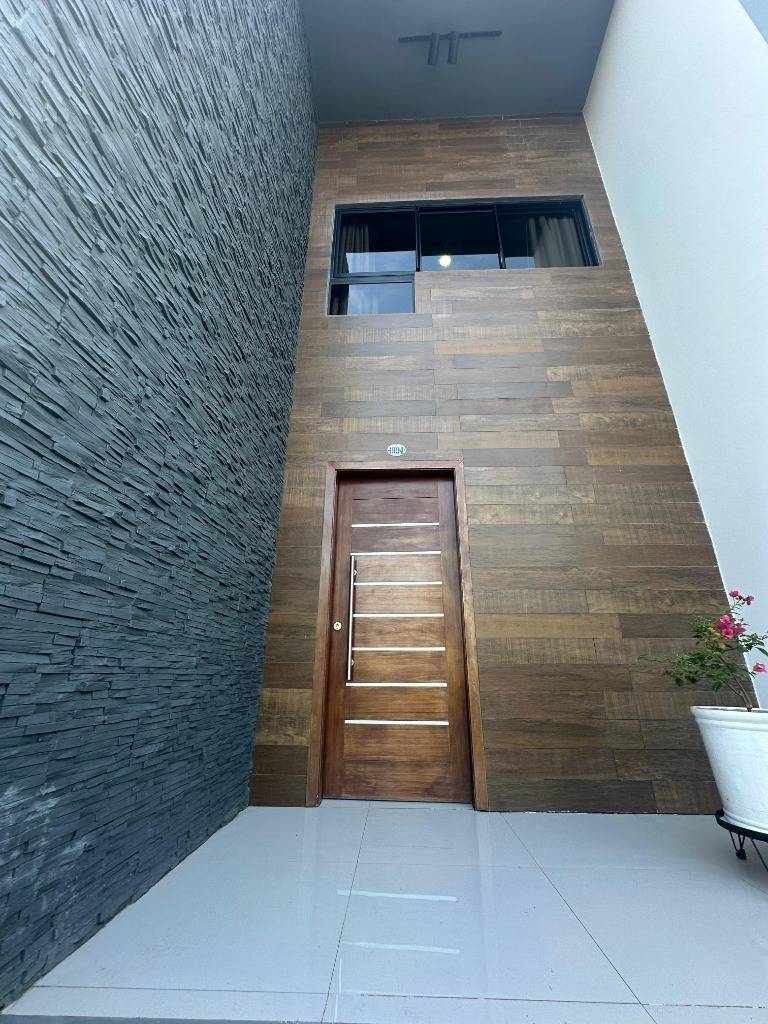 EN VENTA CASA AMOBLADA Y EQUIPADA EN SAN BERNARDINO - PUERTA DEL LAGO — foto 3