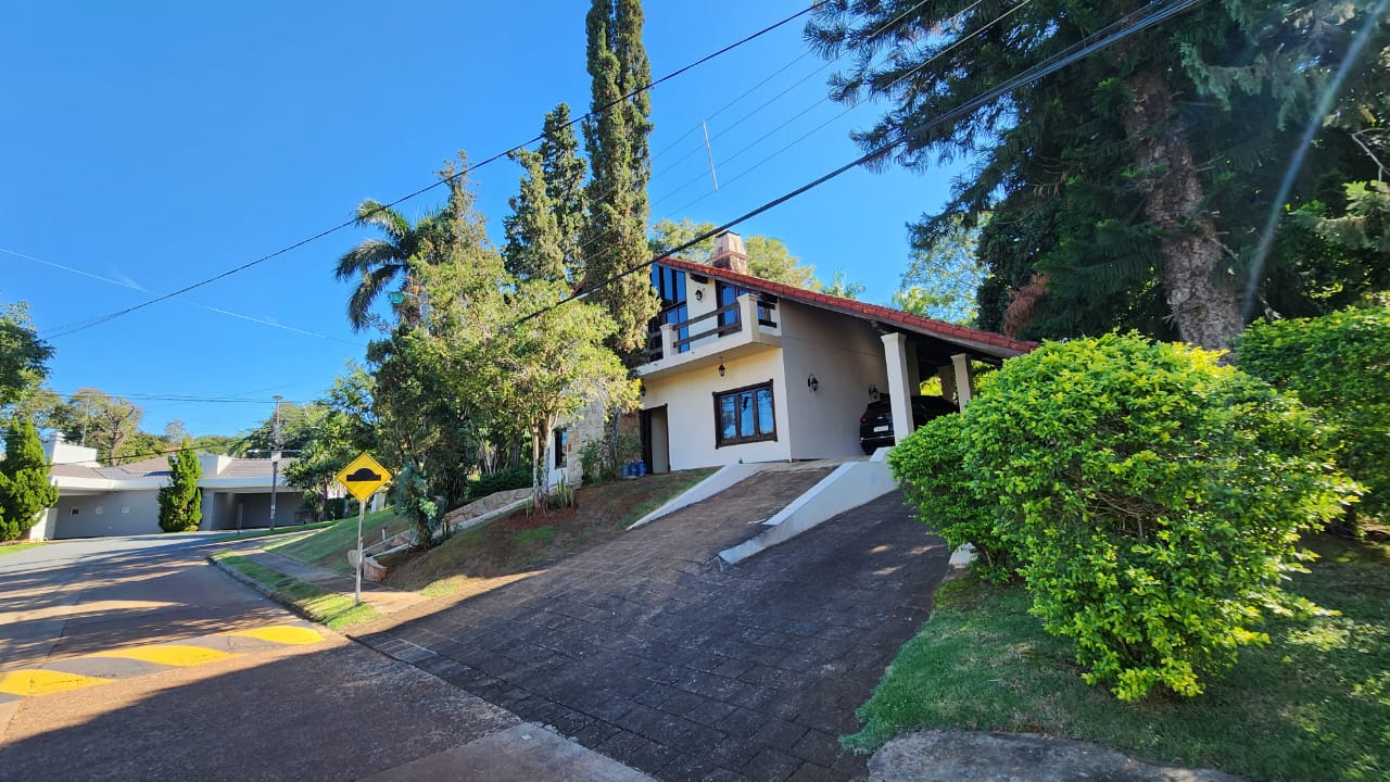 VENDO CASA EN ESQUINA PARANA COUNTRY CLUB — foto 3