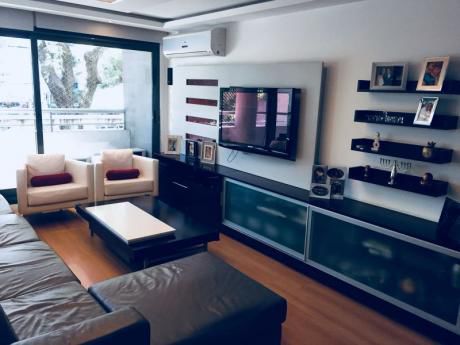 Venta Apartamento De 3 Dormitorios En Punta Carretas.