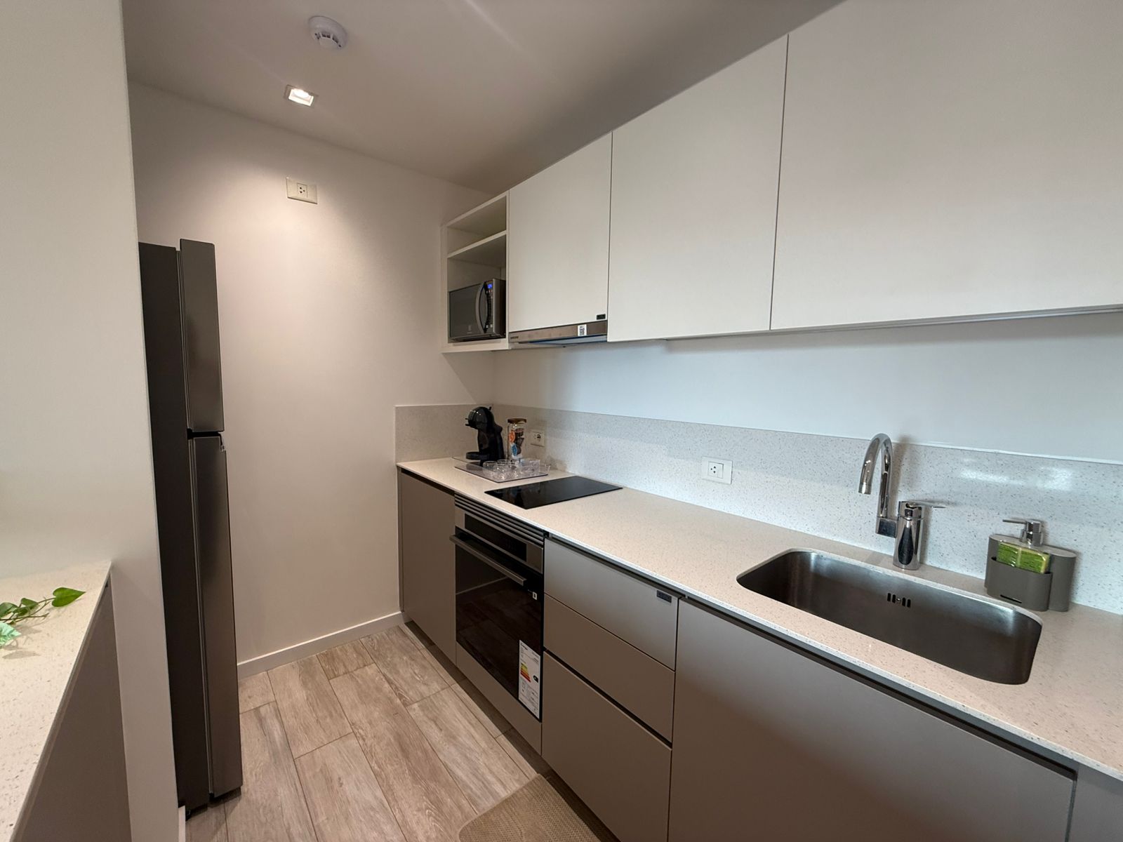 Departamento en alquiler en Barrio Las Lomas — foto 3