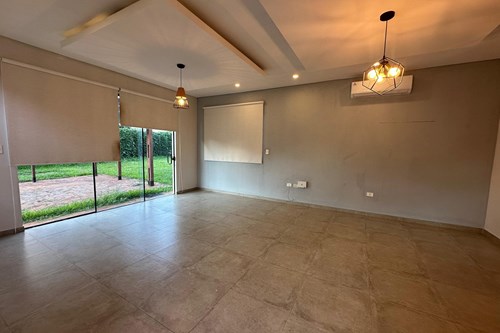 ALQUILO CASA EN LAMBARE — foto 3
