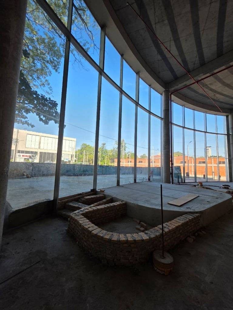 ALQUILER DE LOCAL COMERCIAL EN PASEO LOS ABRLOS 750M2, ASUNCION — foto 3