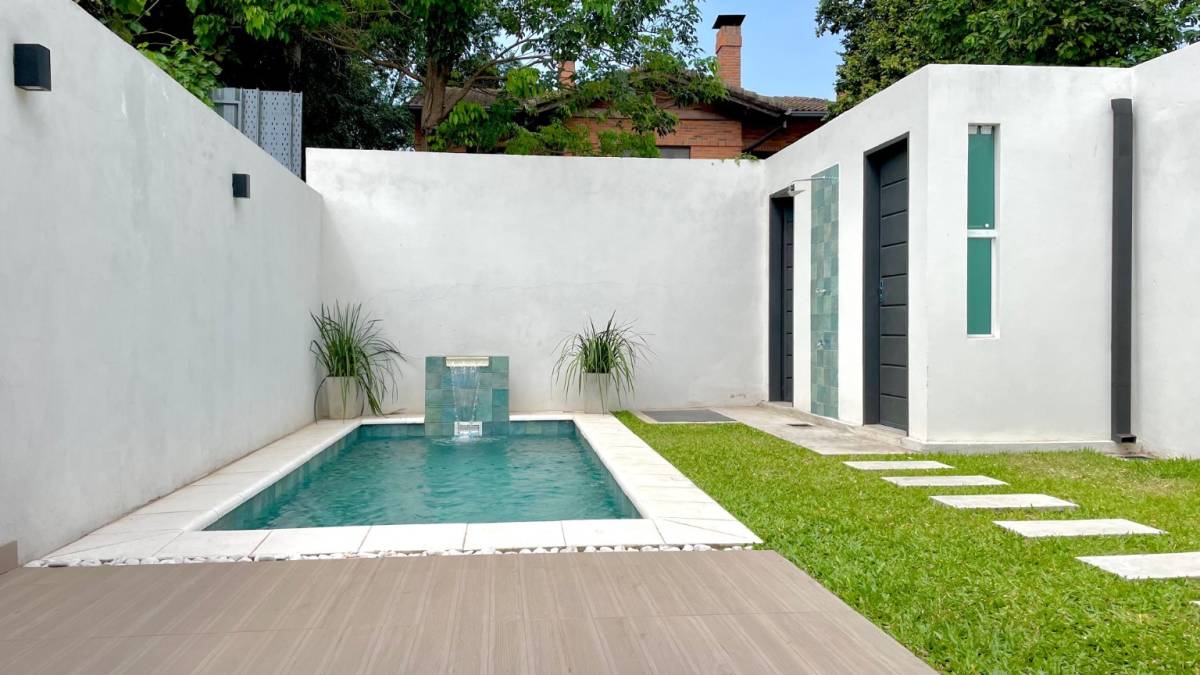 ALQUILO CHALET AMOBLADO DE 2 DORMTS EN BARRIO LAS LOMAS — foto 3
