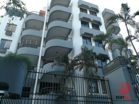 Departamento En Barrio San Vicente