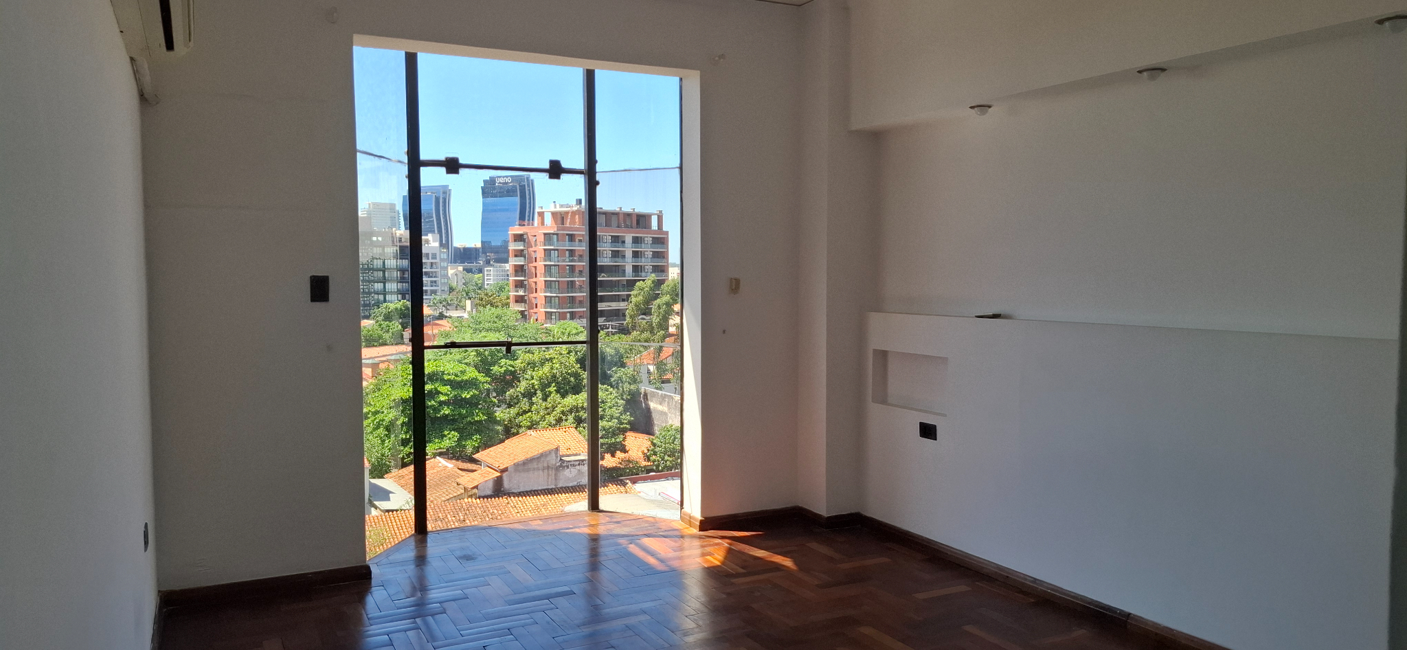 Alquiler departamento en barrio Carmelitas de Asunción, Paraguay — foto 2