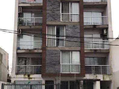 Rivera Y Bv. 21.000$, 2 Dorm, 2 BaÑos, Gje Fijo 2 Autos.