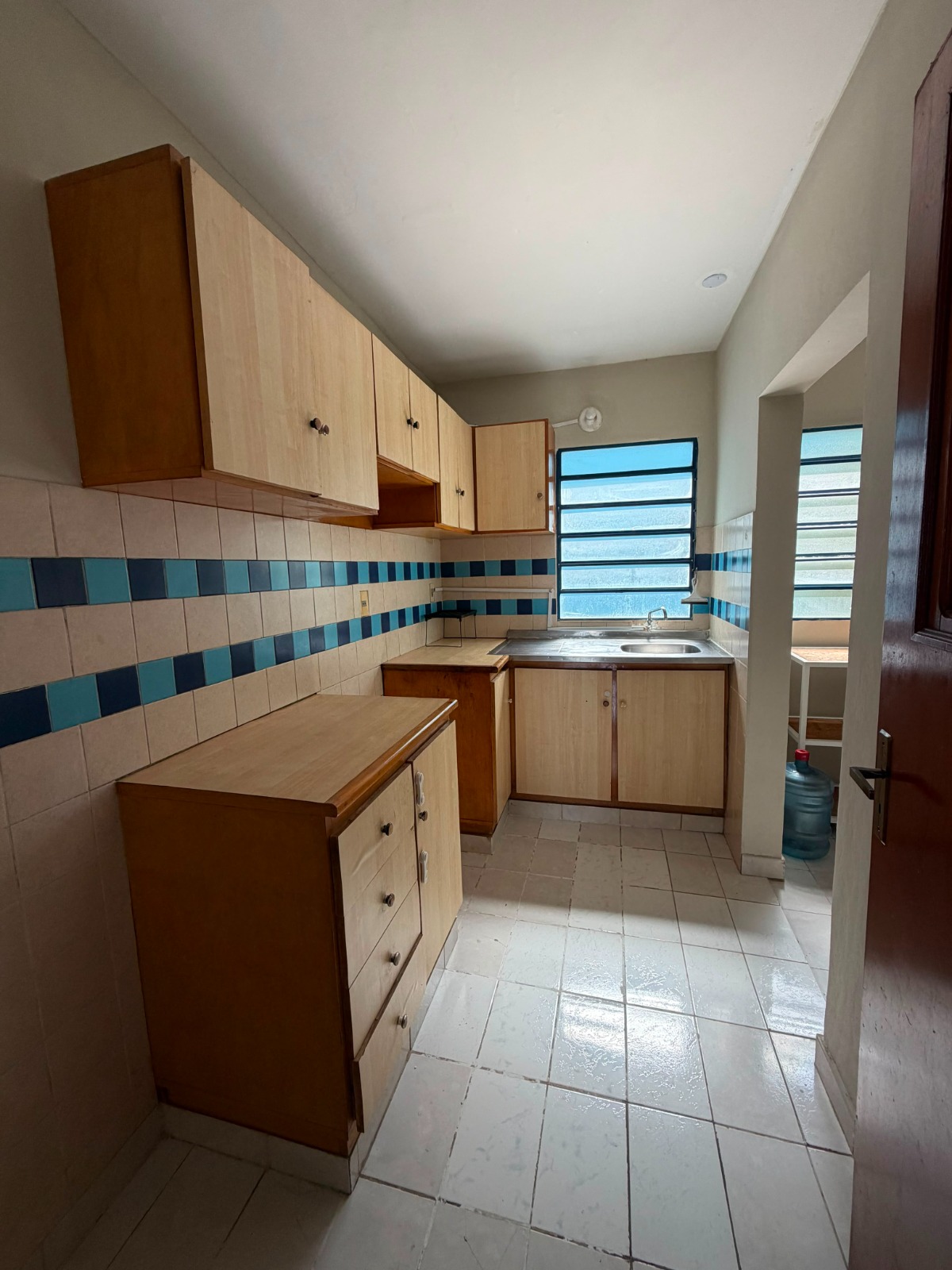 Alquilo departamento en Asunción barrio obrero — foto 2