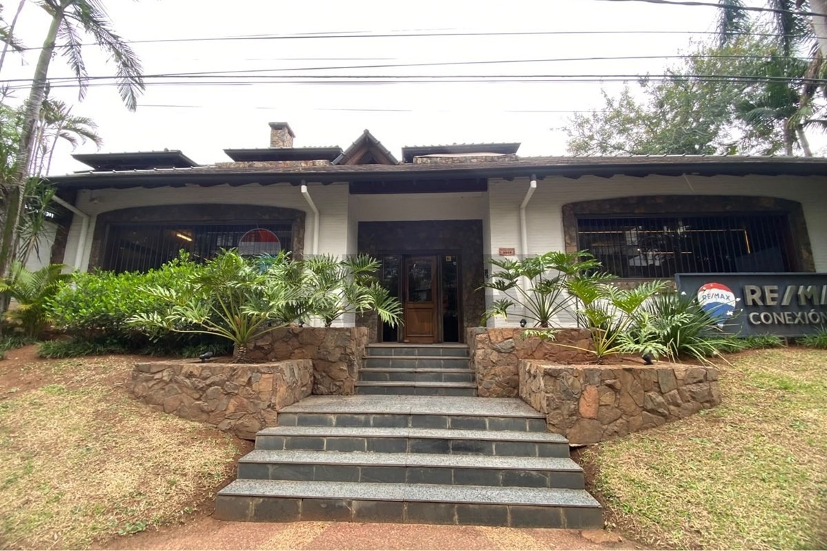 Casa en alquiler en Ycuá Satí