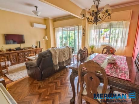 Venta: Apartamento En Edificio De época