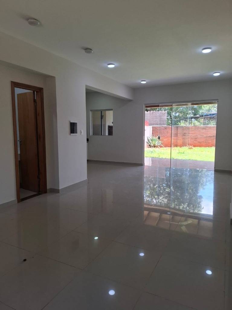 ALQUILO CASA EN CONDOMINIO DE 3 HABITACIONES EN SAN LORENZO — foto 3