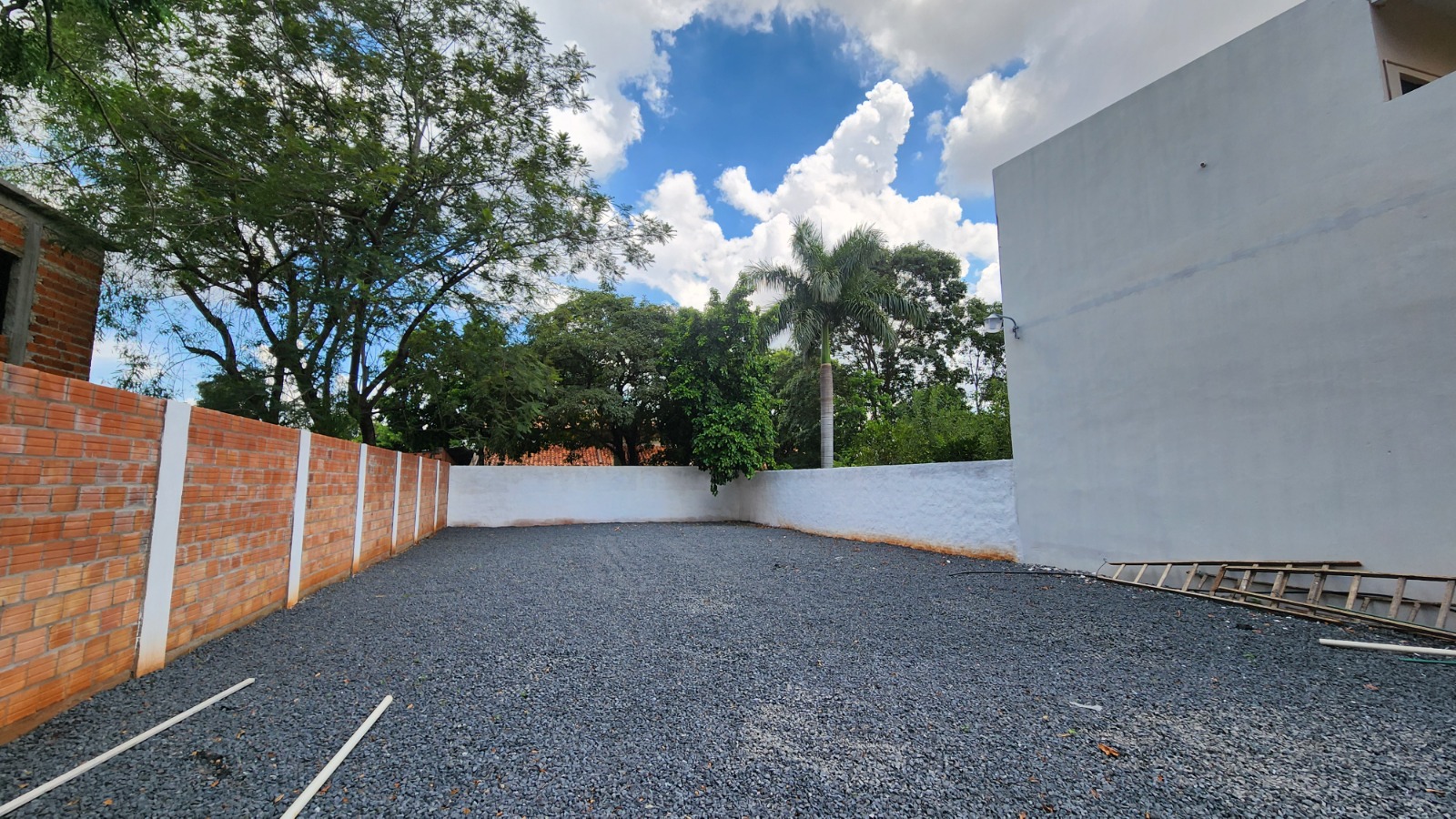 ALQUILO MONOAMBIENTE A ESTRENAR EN LUQUE — foto 3