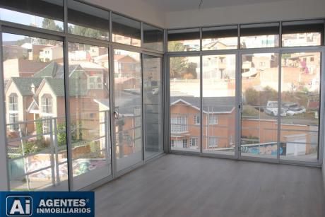 Hermoso Departamento Sobre La Av. Principal De Cota Cota