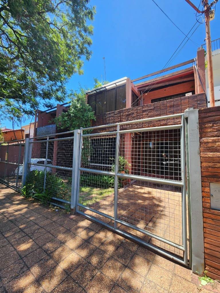 VENDO RESIDENCIA EN BARRIO LAS MERCEDES — foto 3