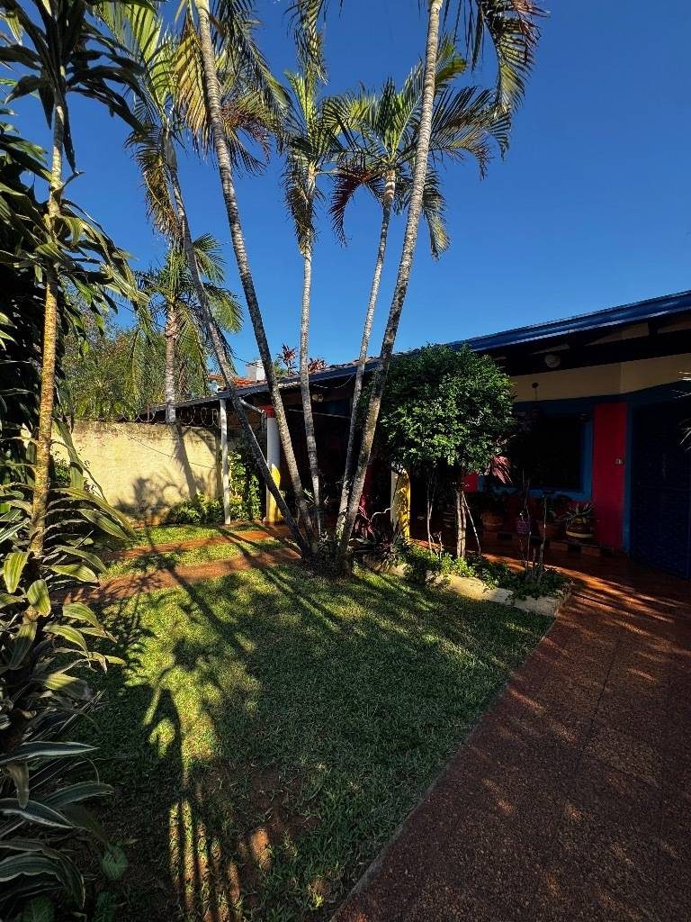 Vendo casa en luque barrio Loma Merlo — foto 3