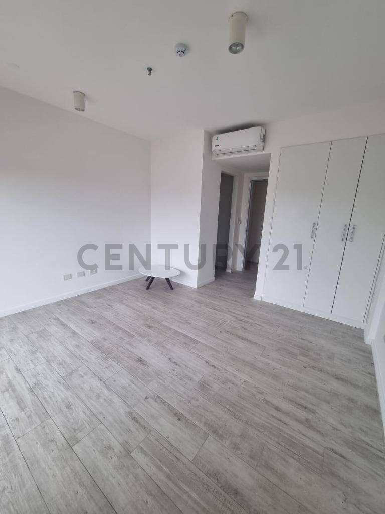 En venta 1 dormitorio con cochera en Bo Jara — foto 3