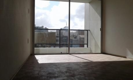Solo Todo El Dia, Terraza. Bajos Gastos Comunes