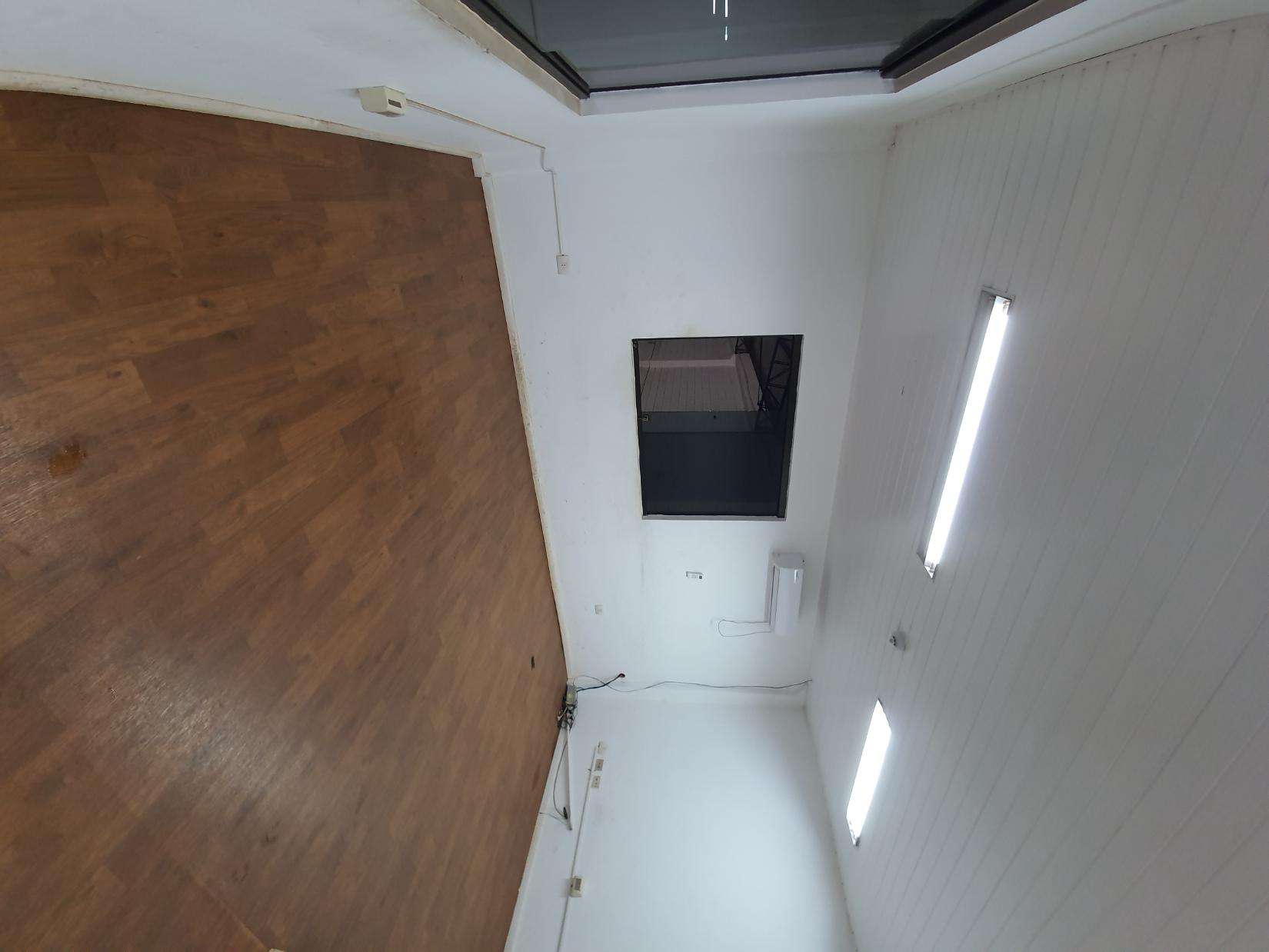 Alquilo Deposito De 1.320 M2 En Ciudad Del Este‼️ C-1155 — foto 3