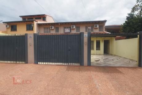 Alquilo Dúplex En Lambare, Barrio Kennedy