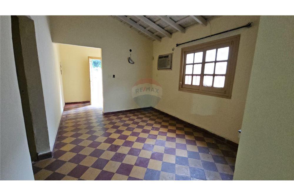 ALQUILO CASA EN BARRIO HERRERA — foto 3