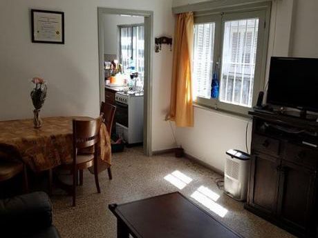 Apartamento De 2 Dormitorios En Cordón, Ideal Inversión O Vivienda