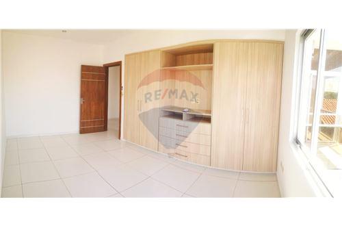 Departamento en alquiler en Los Laureles, Asunción — foto 2