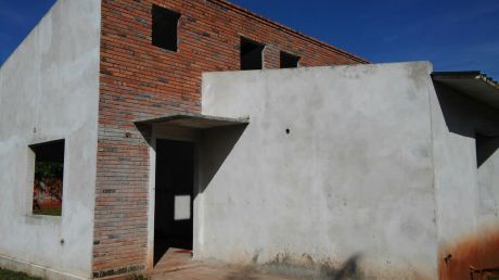 2 Casas Pareadas En Loma Merlo - Luque