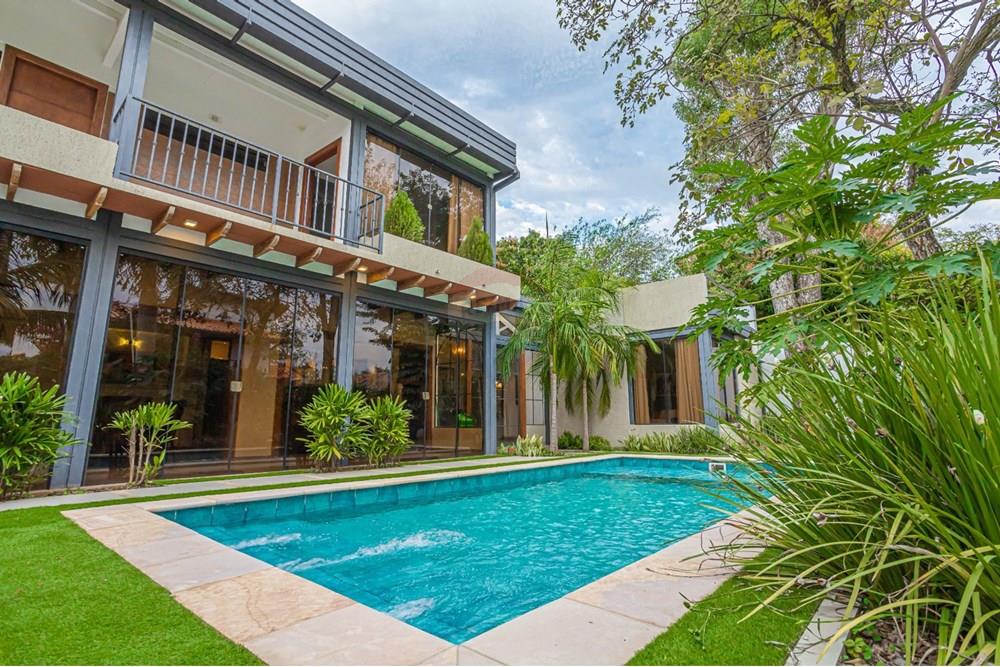 MODERNA RESIDENCIA EN SAN BERNARDINO! — foto 2
