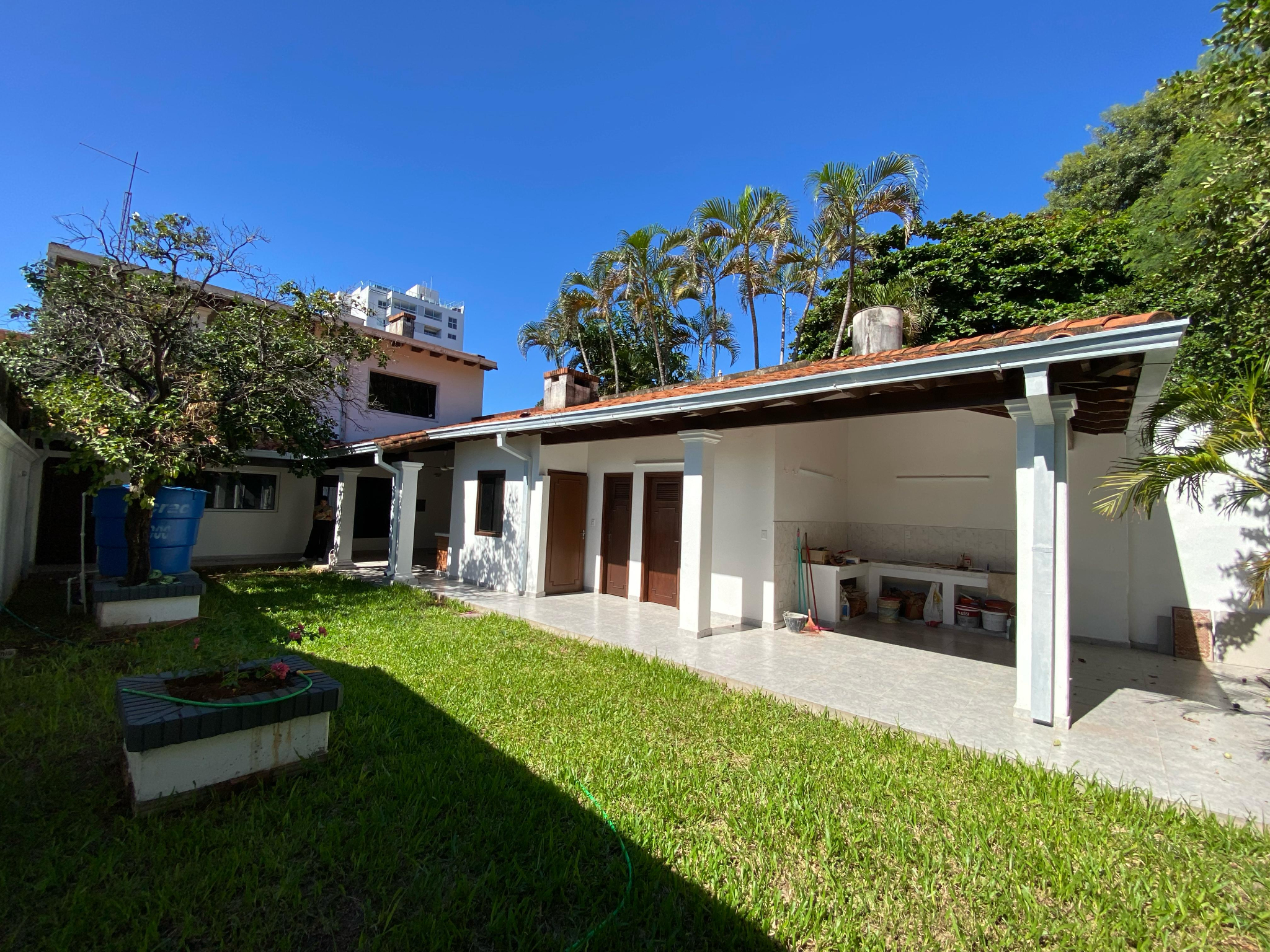 VENDO CASA REFACCIONADA EN BARRIO MCAL LÓPEZ — foto 3