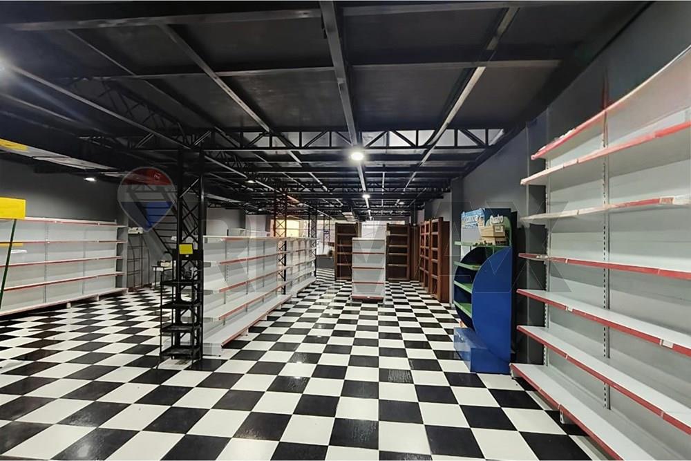Local Comercial - Alquiler - San Lorenzo, Paraguay — foto 3