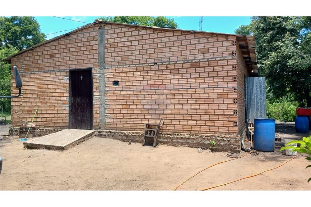 VENDO TERRENO CON ARROYO EN SAPUCAI 17 HA.5 HAS — foto 3