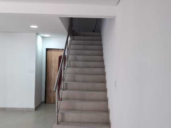INGLADO CON SHOWROOM A ESTRENAR EN SAN LORENZO — foto 3