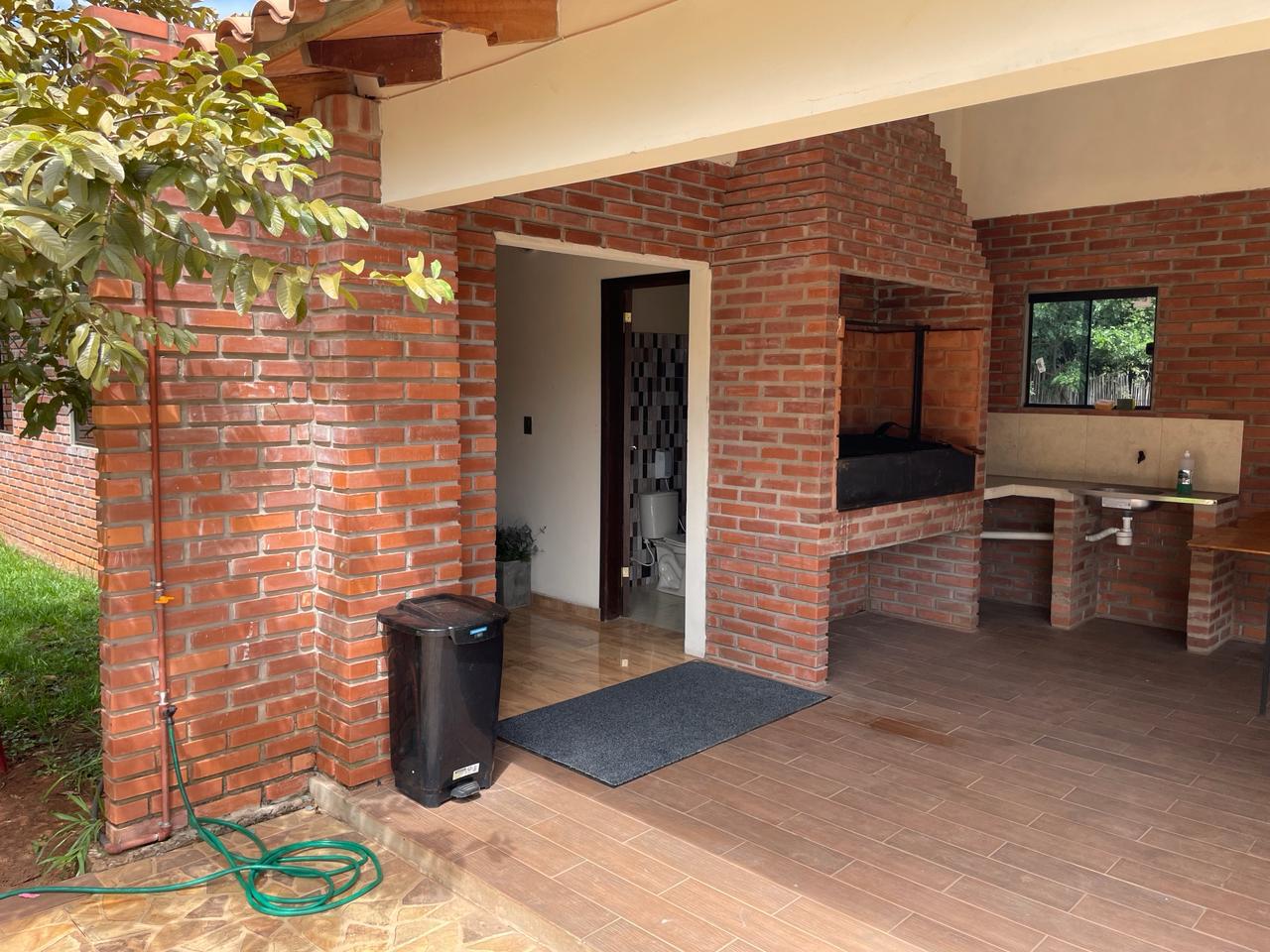 "Casa de Campo Moderna: Tu Refugio en Yaguarón" — foto 2