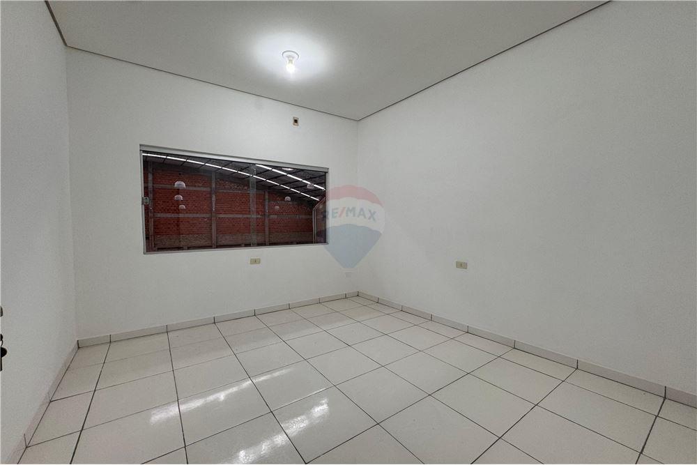 Alquilo Deposito A Estrenar En San Lorenzo — foto 3