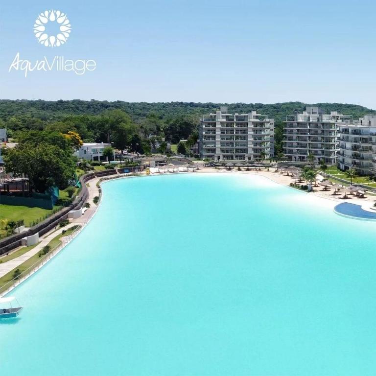 TERRENO EN AQUAVILLAGE CON VISTA AL LAGO — foto 2