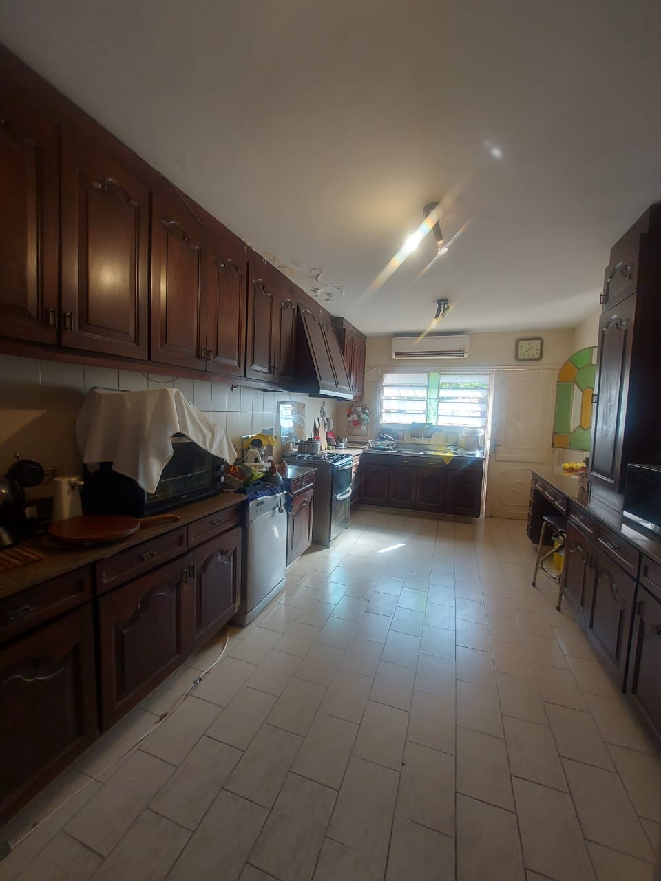 Vendo Terreno con construcción 800 mts2. Barrio Mcal. Estigarribia. COD A6 — foto 2