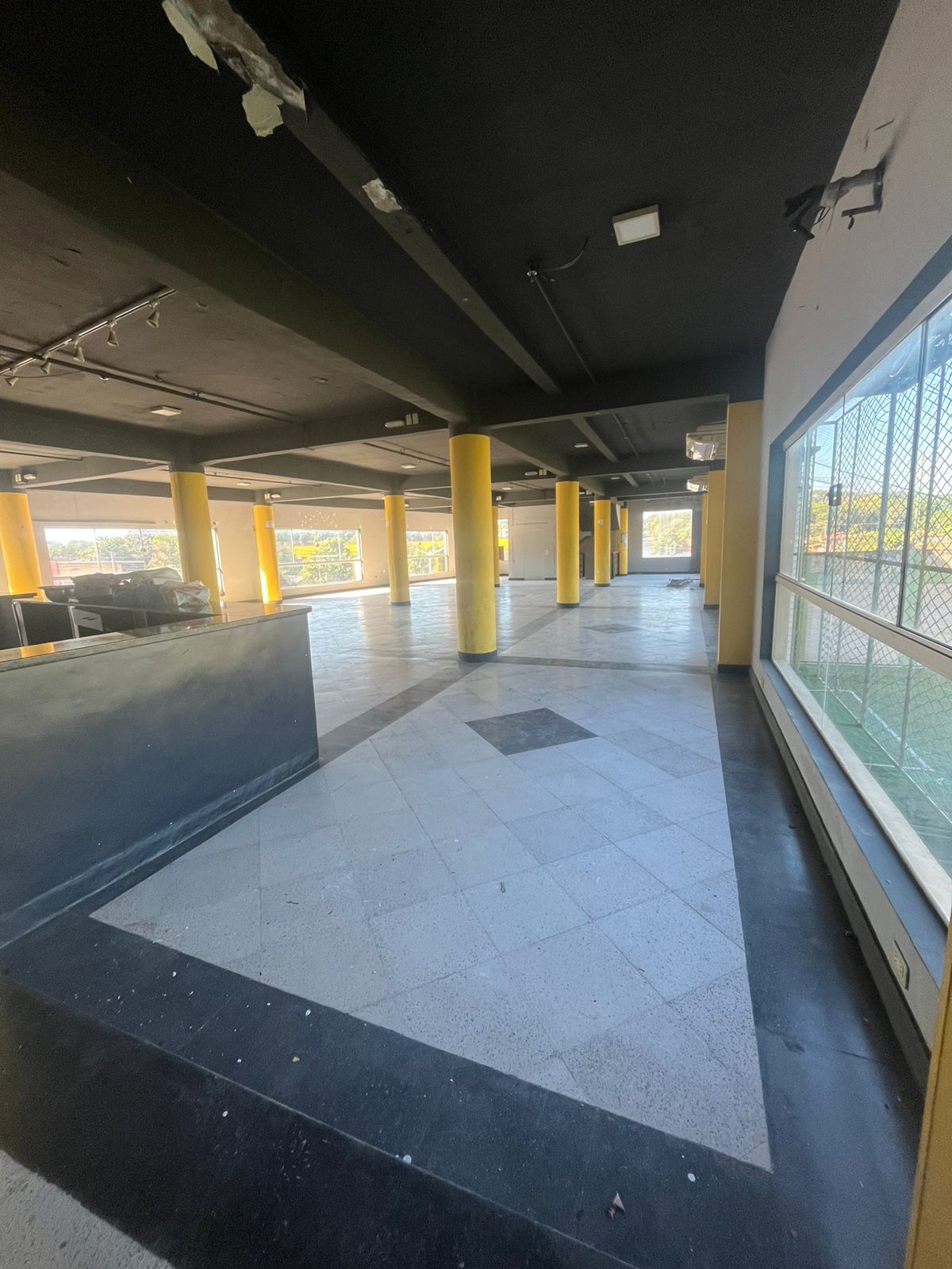 ALQUILO EDIFICIO DE 4 PISOS VILLA ELISA AV VON POLESKY — foto 2