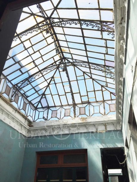 Excepcional Early 20th Century Building