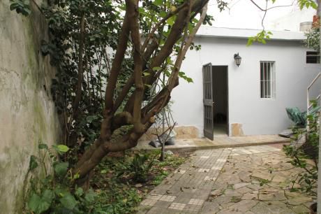 Apartamento Muy Seguro En Reducto. Ideal Inversores Para Renta.