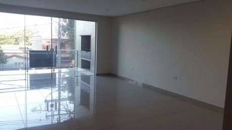 Venta O Alquiler Departamento 2 Dormitorios Barrio Villa Aurelia Usd. 176.100
