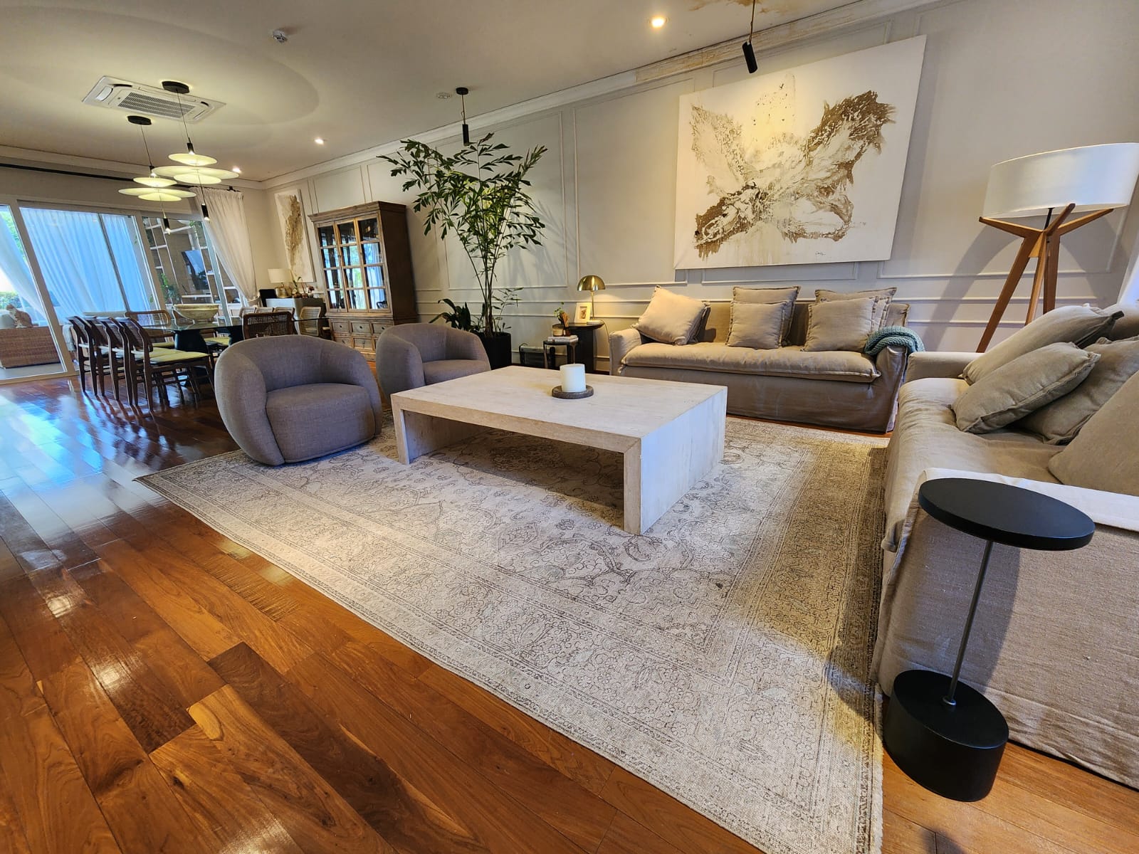 EN VENTA - HERMOSA RESIDENCIA DE 4 SUITES EN CONDOMINIO LA TRINIDAD — foto 2