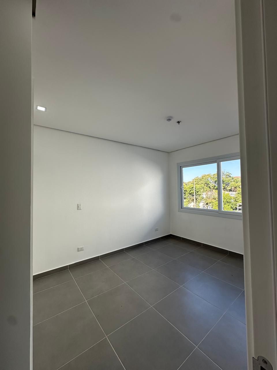 VENDO DEPARTAMENTO DE 1 DORMITORIO A ESTRENAR EN EL BO. YCUA SATI - ASUNCIÓN — foto 2