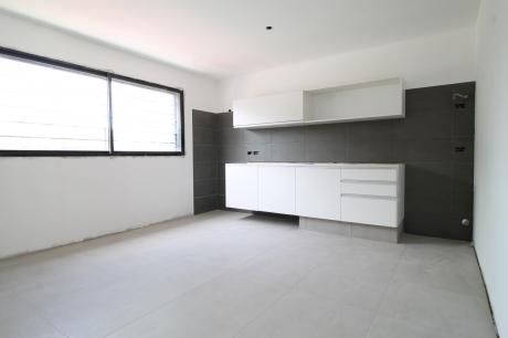 Oportunidad A Estrenar Al Frente De 3 Dormitorios, Terraza, Parrillero!