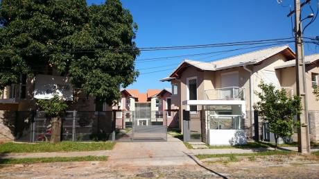 Alquilo Casa En Barrio Cerrado Moderna 3 Dormitorios Uno En Suite
