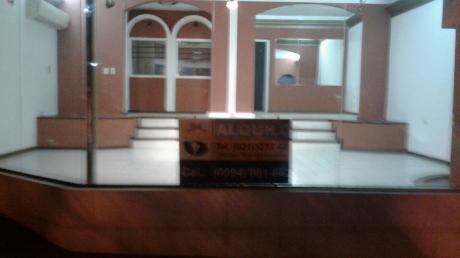 Alquilo Salon Comercial Excelente Ubicacion