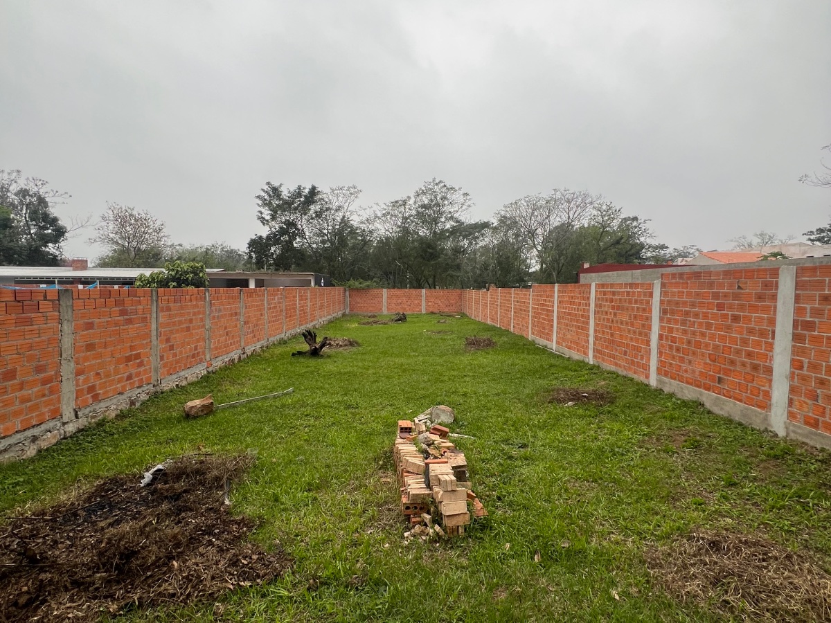 ALQUILO MODERNA RESIDENCIA EN BARRIO MBURUCUYA — foto 2