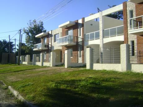 Casa En Excelente Complejo A Pasos Del Centro