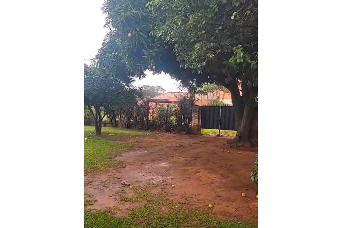 Casa-Venta-Juan E. Torres esquina Babi Ramirez, Tercer Barrio, Luque, Central — foto 2