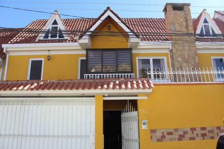 Casa En Venta $us 300.000